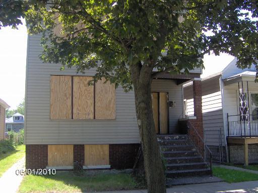 8620 S Marquette Ave., Chicago, IL 60617