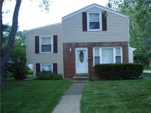 152 W Park Dr., Lombard, IL 60148