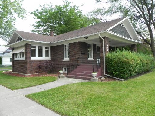 654 Bluff City Blvd., Elgin, IL 60120