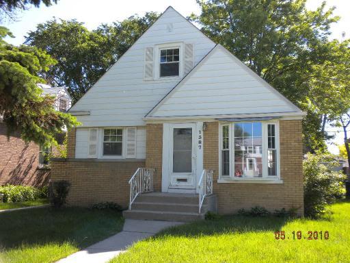 1387 Wentworth Ave., Calumet City, IL 60409