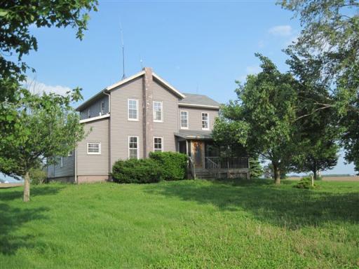 24876 1700 E Rd., Walnut, IL 61376