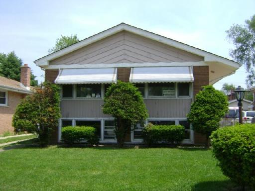 389 Oglesby Ave., Calumet City, IL 60409