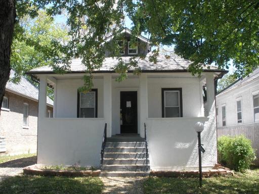 1905 S 4th Ave., Maywood, IL 60153