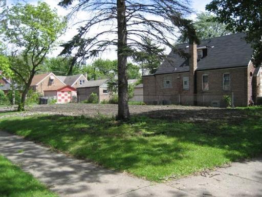 12201 S Perry Ave., Chicago, IL 60628