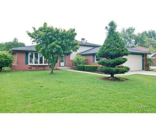 7217 Summit Rd., Darien, IL 60561