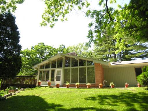 9867 Paxton Dr., Beach Park, IL 60087