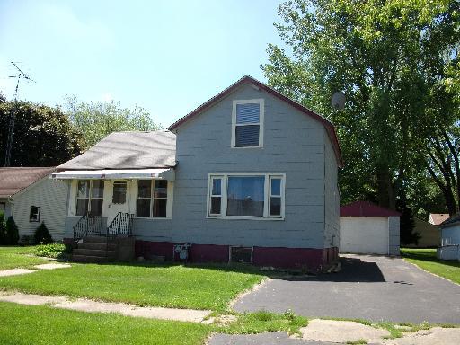 704 W Park St., Harvard, IL 60033