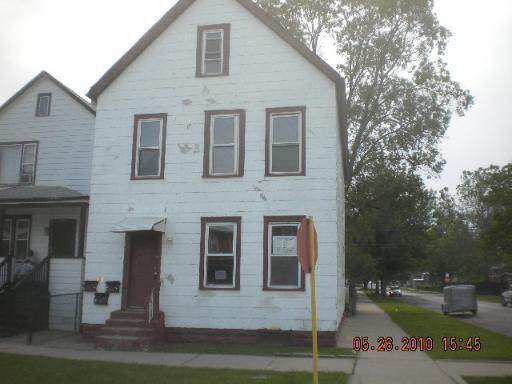 9300 S Calumet Ave., Chicago, IL 60619