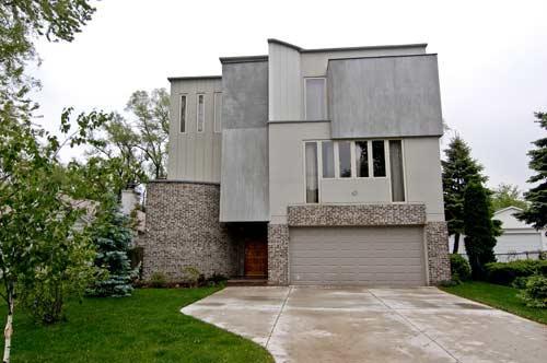 9323 Knight Ave., Des Plaines, IL 60016