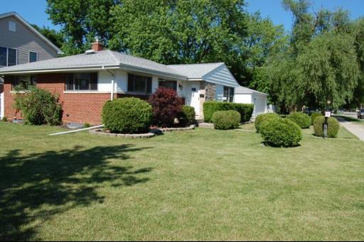 8901 Olcott Ave., Morton Grove, IL 60053