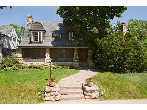 1224 National Ave., Rockford, IL 61103