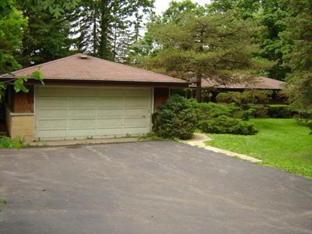 27900 W River Tr., Barrington, IL 60010