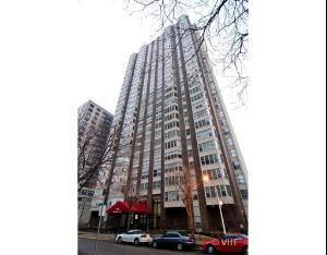 525 W Hawthorne Pl. #404, Chicago, IL 60657