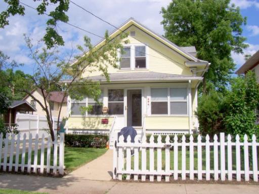 606 Watson St., Aurora, IL 60505