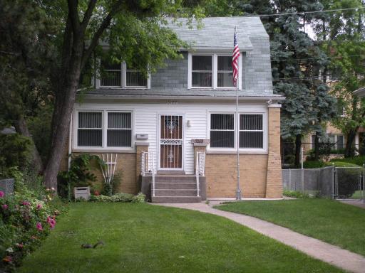 6100 W Eastwood Ave., Chicago, IL 60630