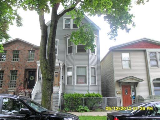 3435 N Claremont Ave., Chicago, IL 60618