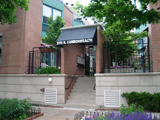 2910 N Commonwealth #7, Chicago, IL 60657