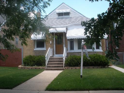 6904 W Foster Ave., Chicago, IL 60656