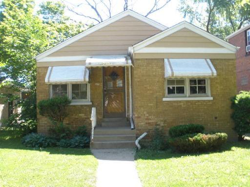 941 Marshall Ave., Bellwood, IL 60104