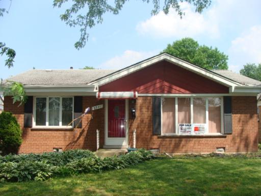 8941 S 49th Ct., Oak Lawn, IL 60453