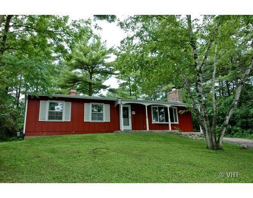 277 Indian Tr., Lake In The Hills, IL 60156