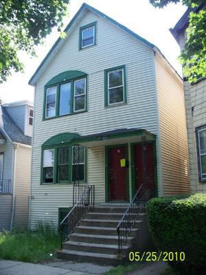 9220 S Manistee Ave., Chicago, IL 60617