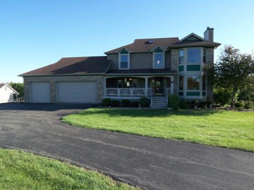 8603 Grove Hill Rd., Rockford, IL 61107