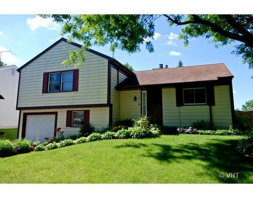 518 Birchwood Dr., North Aurora, IL 60542