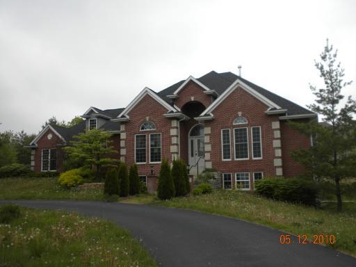 13305 Promontory Tr., Roscoe, IL 61073