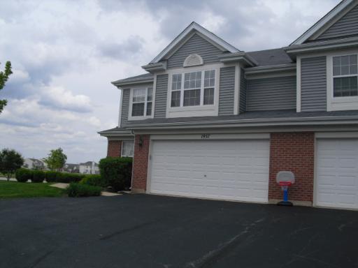 1957 Waverly Way, Montgomery, IL 60538