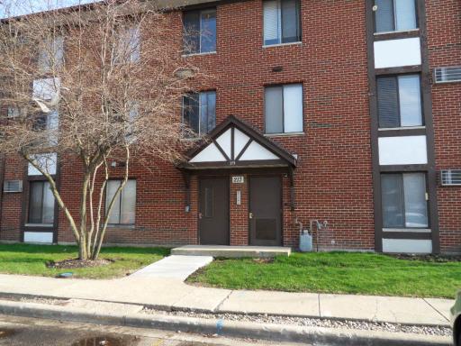 213 N Gregory St. #2, Aurora, IL 60504
