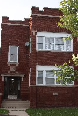 4818 W Nelson St., Chicago, IL 60641