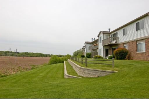 280 Crestview Dr. #D, Wauconda, IL 60084
