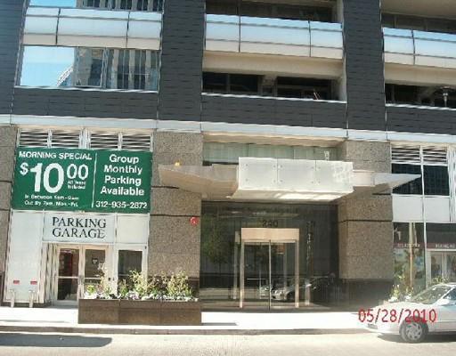 240 E Illinois St. #602, Chicago, IL 60611