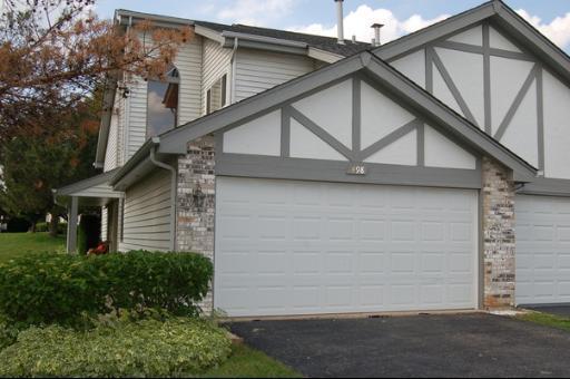 498 Stonegate Cir., Schaumburg, IL 60193
