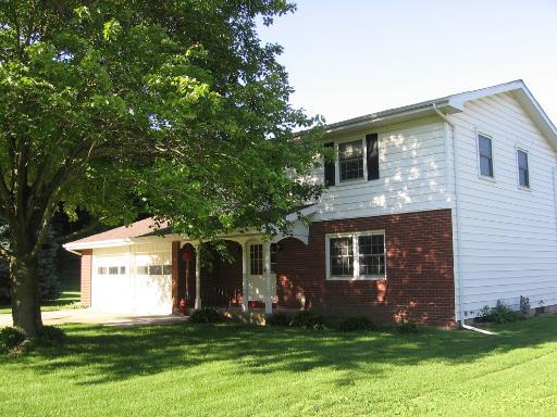 420 N Adams St., Tiskilwa, IL 61368
