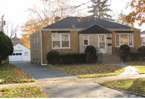 2227 S 13th Ave., Broadview, IL 60155