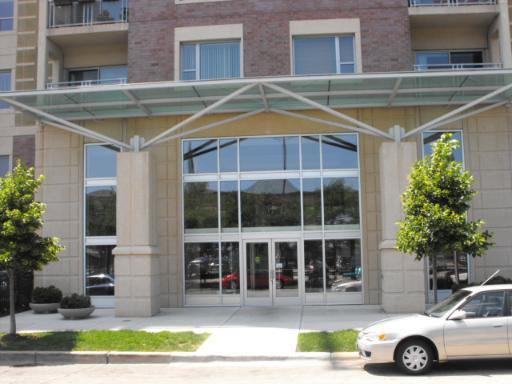 100 N Hermitage Ave. #713, Chicago, IL 60612