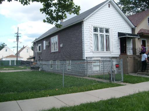 4325 S Albany St., Chicago, IL 60632