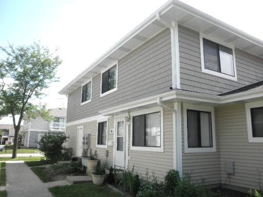 1413 Sutter Dr. #51-3, Hanover Park, IL 60133