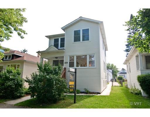 2231 N 75th Ave., Elmwood Park, IL 60707
