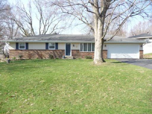 5927 Hillsbrough Ave., Rockford, IL 61109