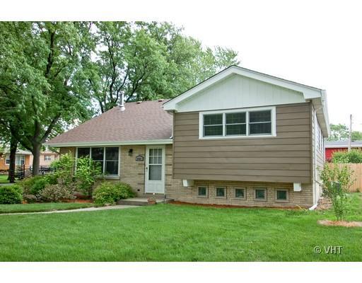 5501 W Oak Center Dr., Oak Lawn, IL 60453