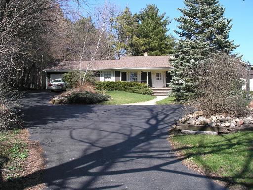 15214 Kishwaukee Valley Rd., Woodstock, IL 60098