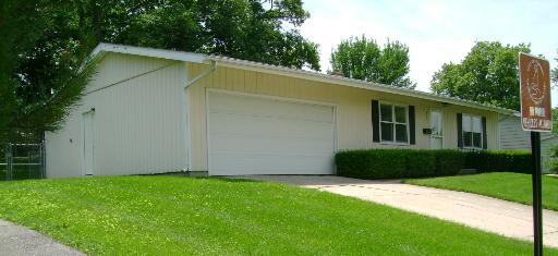 4501 Sussex Dr., Mchenry, IL 60050
