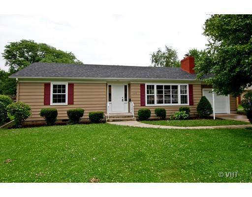 1608 Marseillaise Pl., Aurora, IL 60506