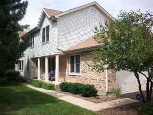 1060 Sweetflower Dr., Hoffman Estates, IL 60169