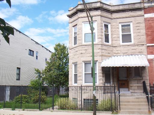 2010 W Superior St., Chicago, IL 60612