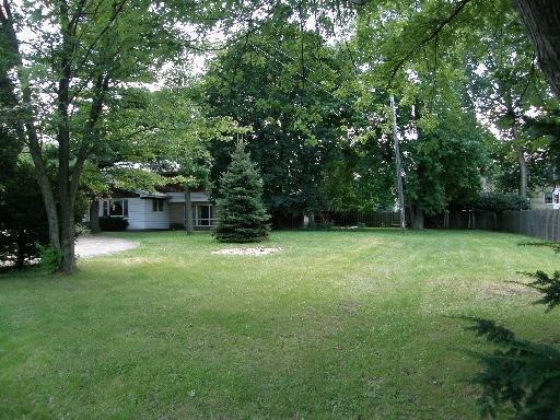 22W731 St. Charles Rd., Glen Ellyn, IL 60137