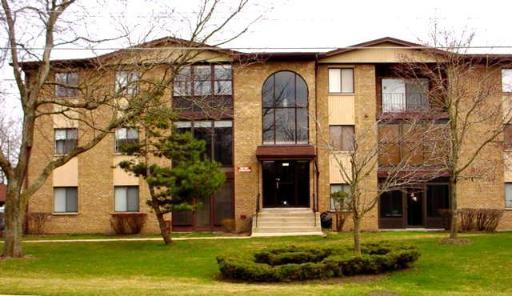 11111 S Kean Ave. #304, Palos Hills, IL 60465